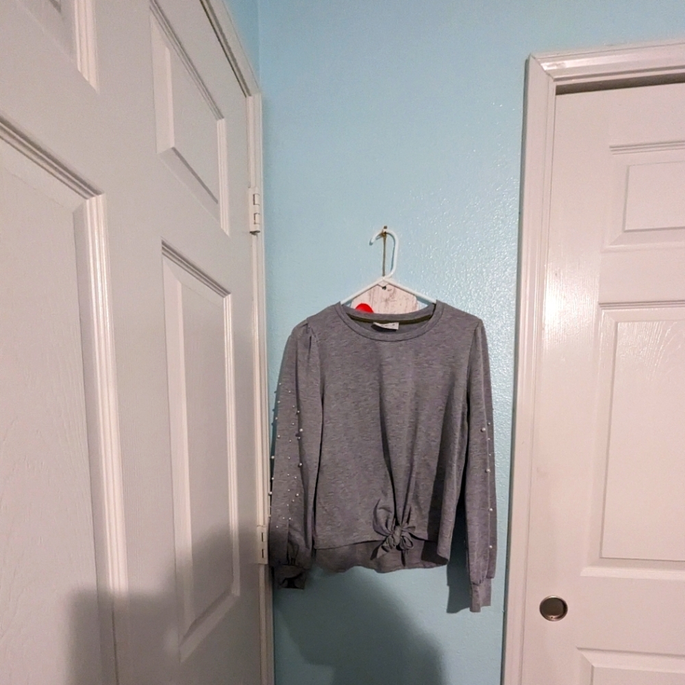 US Medium long sleeve Skönhet shirt in gray with white pearls